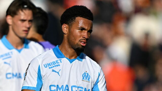 Ethan Nwaneri bol na hosťovaní v Marseille od januára, pretože Arsenal dal dôvod na obavy