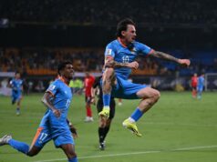 „Keď sa fanúšikovia radujú, JLN sa chveje“ – dav v Kochi buráca, keď India vyháňa svoje chrapúnstvo lightbox-info