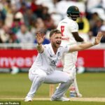 Sam Cook mal problémy pri svojom dlho očakávanom teste v Anglicku minulé leto proti Zimbabwe