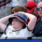 11 strhujúcich obrázkov z posledného dňa, keď sa Mo Salah a Pep Guardiola lúčia s plačom