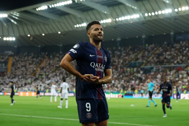 AC Miláno sa chystá vytrhnúť Gonçala Ramosa z PSG AC Miláno sa chystá vytrhnúť Gonçala Ramosa z PSG