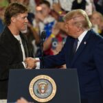 Agent „Jerry Maguire“ Leigh Steinberg obhajuje Trumpovu demonštráciu Jaxsona Darta