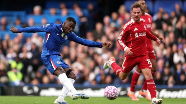 Ako sa pozerať na Liverpool vs Chelsea - televízny kanál, živé vysielanie a čas výkopu
