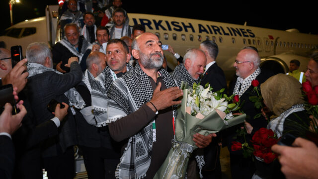 Aktivisti flotily sa vracajú do Istanbulu po tom, čo ich Izrael zadržal na mori | Izraelsko-palestínsky konflikt
