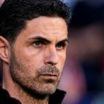 Mikel Arteta počas zápasu Arsenalu