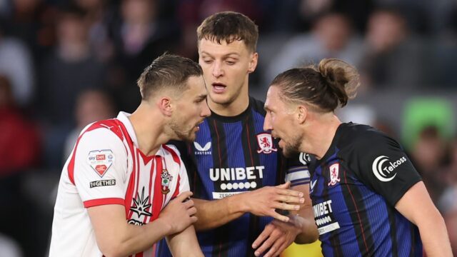   Taylor Harwood-Bellis zo Southamptonu sa stretne s Lukom Aylingom z Middlesbrough