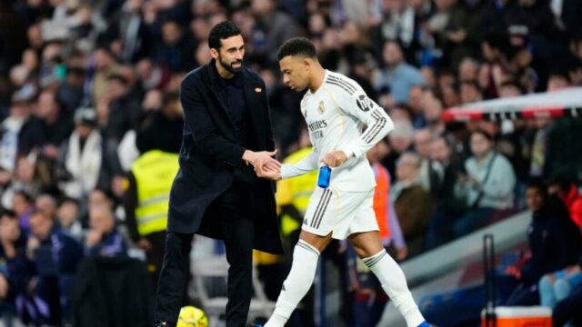 Alvaro Arbeloa prezradil, či degradoval Kyliana Mbappeho na štvrtého útočníka Realu Madrid
