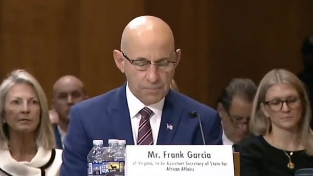 Americký Senát potvrdil veterána námorného dôstojníka Franka Garciu ako najvyššieho vyslanca pre Afriku | Správy
