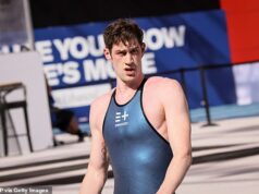 Americký atlét zahanbuje zdrogovaných súperov na „dopingových olympijských hrách“ po víťazstve v pretekoch a cene 250 000 dolárov… napriek tomu, že neužíva steroidy Americký zlatý olympijský medailista Hunter Armstrong triumfoval v Enhanced Games na 50 m znak, pričom súťažil úplne čisto