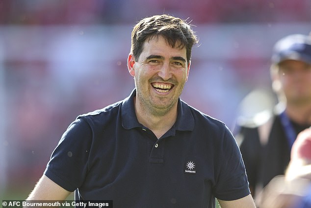 Andoni Iraola v pokročilých rozhovoroch o podpise zmluvy s nemeckými Andoni Iraola je v pokročilých rozhovoroch s Bayerom Leverkusen po jeho odchode z Bournemouthu