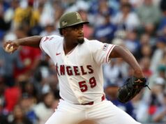 Anjeli sa obracajú na Joseho Soriana v snahe o rekordné víťazstvo v sérii vs. Tigers 16. mája 2026; Anaheim, Kalifornia, USA; Nadhadzovač Los Angeles Angels Jose Soriano (59) nastúpi počas prvej zmeny proti Los Angeles Dodgers na Angel Stadium. Povinný kredit: Kiyoshi Mio-Imagn Images