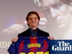 Anthony Gordon podpísal zmluvu s Barcelonou z Newcastlu za 69,3 milióna libier, päťročný kontrakt | Prestupové okno Anthony Gordon podpísal zmluvu s Barcelonou z Newcastlu za 69,3 milióna libier, päťročný kontrakt | Prestupové okno