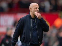 Arne Slot sa rozhodol opustiť Liverpool po tom, čo dostal šokujúcu pracovnú ponuku MANCHESTER, ANGLICKO - 3. MÁJ: Manažér Liverpoolu Arne Slot sa po zápase Premier League medzi Manchestrom United a Liverpoolom na Old Trafford 3. mája 2026 v anglickom Manchestri vracia do šatne. (Foto: Visionhaus/Getty Images)