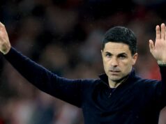Arsenal čelí frustrácii v pretekoch o cieľ číslo 1, keďže Gunners presadzujú tri priority Mikel Arteta