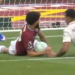 Arsenalu zamietli penaltu proti West Hamu United