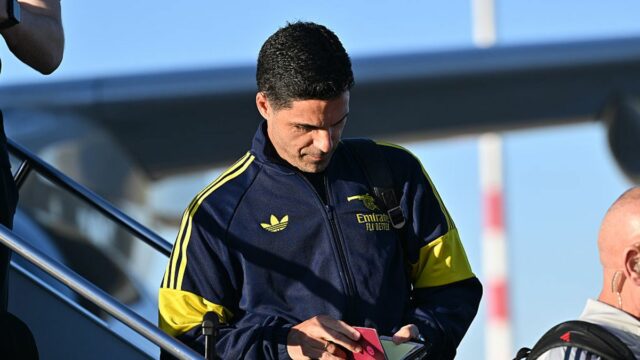 Tréner Arsenalu Mikel Arteta