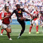 Wendie Renardová dostala Lyon do vedenia z pokutového kopu (AP)