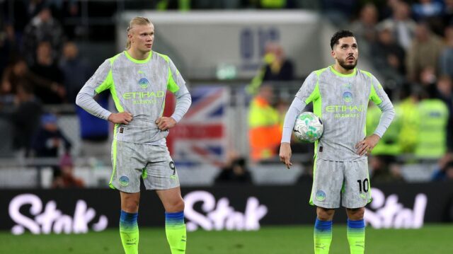 Erling Haaland a Rayan Cherki z Manchestru City