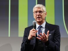 Arsene Wenger jasne vyjadril svoju oddanosť záverečným vyhlásením Ligy majstrov Bývalý tréner Arsenalu Arsene Wenger zúfalo túži vidieť jeho bývalý tím vyhrať tento víkend Ligu majstrov.