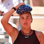 Aryna Sabalenka hovorí, že nie je pokrytec napriek tomu, že nosí šperky za 76 000 libier