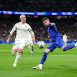 Barcelona identifikuje krajného obrancu Ligue 1 ako potenciálny cieľ, ak dohoda s Joaom Cancelom zlyhá