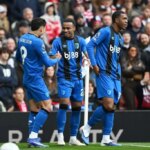 Barcelona sa pripojila k honbe za senzáciou Premier League