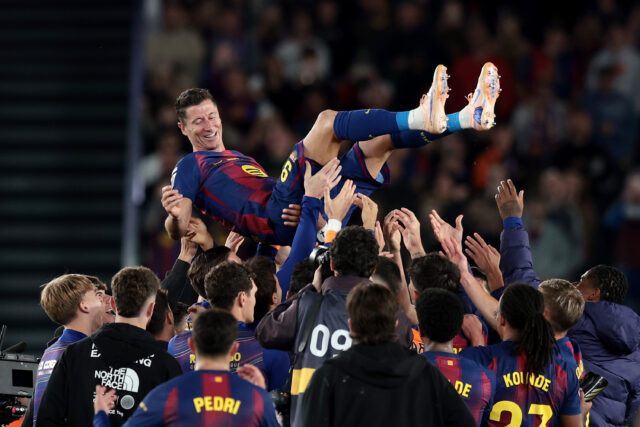Barcelona sa zapísala do histórie v Lewandowskom poslednom zápase Camp Nou
