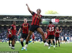 Bayern Mníchov vstúpil do boja o Liverpool, Man City a Man United po tom, čo mu chýbal podpis Barcelony za 70 miliónov libier Anthonyho Gordona Bayern Mníchov sa údajne zapojil do honby za hviezdou Bournemouthu Elim Juniorom Kroupim