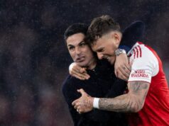 Ben White udržiava sen o majstrovstvách sveta nažive po tom, čo renesančný Arsenal označil Thomasa Tuchela Benovi Whiteovi dôveruje manažér Arsenalu Mikel Arteta