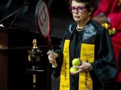 Billie Jean King ukončila vysokú školu 65 rokov po zápise Billie Jean King ukončila vysokú školu 65 rokov po zápise
