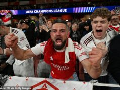 Bitka o Budapešť: Fanúšikovia Arsenalu bojujú o finálové lety Ligy majstrov, pretože nízkonákladové letecké spoločnosti dávajú ceny až nad 1 000 £, hotely rušia rezervácie – a väčšina z nich ani nebude mať letenku! Fanúšikovia Arsenalu budú musieť zaplatiť okolo 1 000 libier, aby sa dostali do finále Ligy majstrov