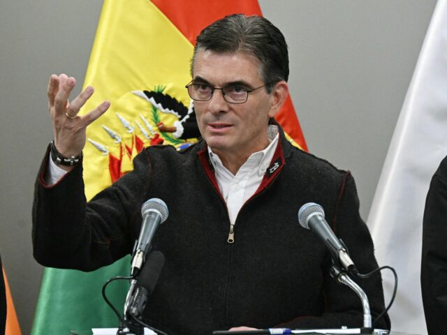 Bolívijský prezident vymení kabinet uprostred protivládnych protestov | Správy o protestoch
