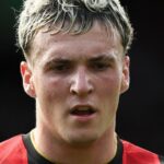 Bournemouth spustí sondu a zhodí Jimeneza kvôli údajným DM na 15-ročné dievča