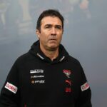 Essendon porazil Brada Scotta (na obrázku) po tom, čo prevzal opraty vo Windy Hill na začiatku sezóny 2023