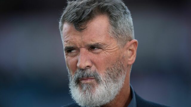 BIRMINGHAM, ANGLICKO - 6. SEPTEMBER: Pundit Roy Keane pracujúci pre ITV Sport počas kvalifikačného zápasu majstrovstiev sveta vo futbale 2026 medzi Anglickom a Andorrou vo Villa Parku 6. septembra 2025 v anglickom Birminghame. (Foto: Visionhaus/Getty Images)