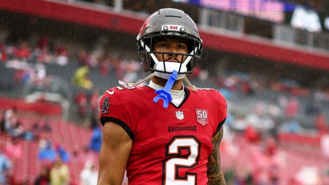 Bucsov prijímač Emeka Egbuka hovorí, že viera poháňa jeho platformu NFL

