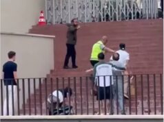 Bývalá hviezda Arsenalu Lucas Torreira udrela pri útoku v nákupnom centre – ako podozrivý, ktorý „žiarlil na svoj vzťah“, bol zatknutý Lucas Torreira (vpravo) stíha po tom, ako ho pred nákupným centrom v Istanbule napadol muž
