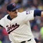 Bývalý nadhadzovač MLB Carl Pavano obvinený z cikania do šampónových fliaš bývalej manželky