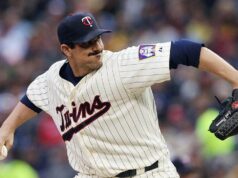 Bývalý nadhadzovač MLB Carl Pavano obvinený z cikania do šampónových fliaš bývalej manželky Bývalý nadhadzovač MLB Carl Pavano obvinený z cikania do šampónových fliaš bývalej manželky