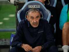 Bývalý tréner Chelsea Maurizio Sarri sa druhýkrát roztrhal s Laziom a je pripravený pripojiť sa k rivalom zo Serie A – keďže taliansky manažérsky kolotoč sa topí v chaose Bývalý manažér Chelsea Maurizio Sarri opúšťa Lazio, aby sa údajne pripojil k Atalante