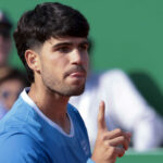 Carlos Alcaraz môže v roku 2026 napriek odstúpeniu z Wimbledonu dosiahnuť vzácny výkon