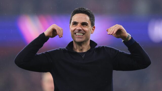 Mikel Arteta, manažér / hlavný tréner Arsenalu, oslavuje počas semifinálového zápasu 2025/26 Ligy majstrov UEFA 2025/26 medzi Arsenal FC a Atletico de Madrid na Arsenal Stadium 5. mája 2026 v Londýne, Anglicko