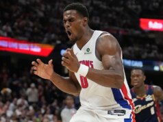 Charles Barkley roztrhol veľkého hráča Pistons Jalena Durena pred prehrou v play-off 5 Charles Barkley roztrhol veľkého hráča Pistons Jalena Durena pred prehrou v play-off 5