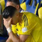 Cristiano Ronaldo reaguje počas zápasu Al-Nassr