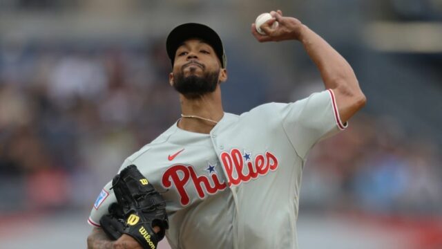 Cristopher Sanchez z Philsu prináša sériu odstávok do finále proti 16. mája 2026; Pittsburgh, Pennsylvania, USA; Začiatočný nadhadzovač Philadelphie Phillies Cristopher Sanchez (61) počas prvej zmeny v PNC Parku nastúpil proti Pittsburgh Pirates. Povinný kredit: Charles LeClaire-Imagn Images