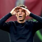 Oliver Glasner je nesmrteľnou postavou v Crystal Palace po tom, čo predstavil svoju tretiu trofej v priebehu roka