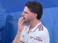 Declan Rice vypovedal niekoľko dní pred finále Ligy majstrov Arsenalu o zostupe z West Hamu Declan Rice vyzerá sklamane