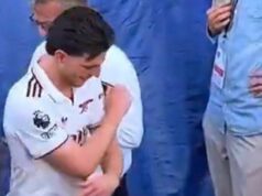 Declan Rice zachytil kameru, ako reaguje na správy o zostupe Tottenhamu z West Hamu Declan Rice