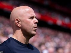Defiant Arne Slot trvá na tom, že NIKDY neuvažoval o odchode z Liverpoolu, keďže šéf Reds odhaľuje najväčšiu lekciu z žalostnej obhajoby titulu šampiónov. Bude to len druhýkrát v manažérskej kariére Arneho Slotu, čo nezískal žiadnu trofej