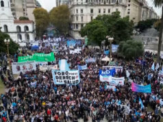Demonštranti v Argentíne odsúdili škrty vo financovaní zdravotnej starostlivosti Milei | Newsfeed Demonštranti v Argentíne odsúdili škrty vo financovaní zdravotnej starostlivosti Milei | Newsfeed